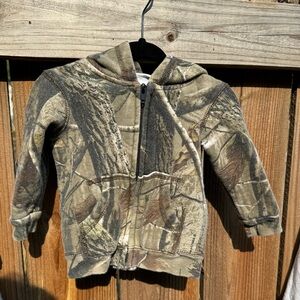 Bass pro camo hoodie 6 months size